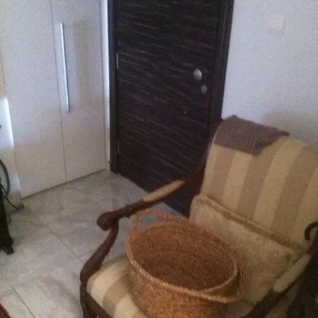 Penthouse *roof Garden* Pool* Gym-finikoudes Beach Appartement *