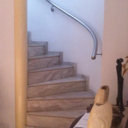 Penthouse *roof Garden* Pool* Gym-finikoudes Beach Appartement *
